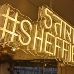 5तारा (5Tara Sheffield) neon sign.